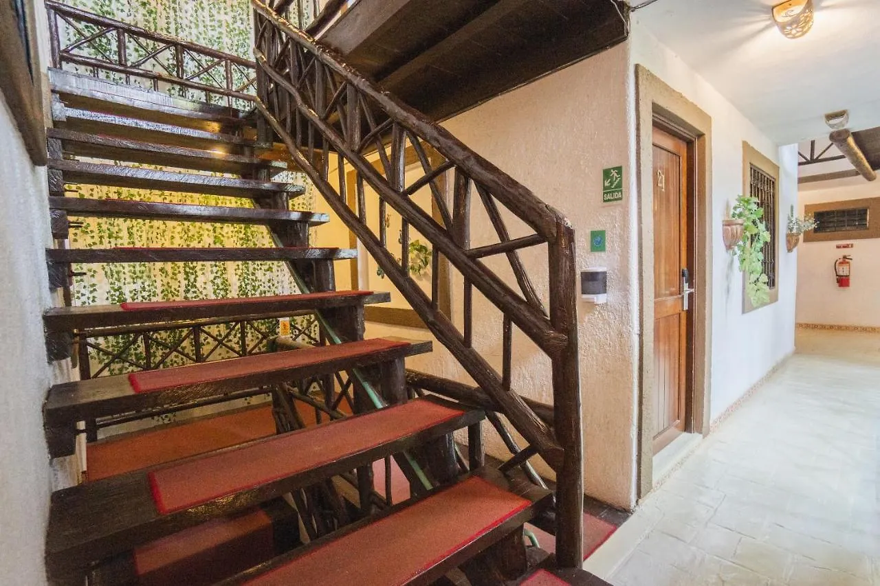 ****  Posada Mariposa Boutique Hotel - 5Th Avenue Playa del Carmen Mexico