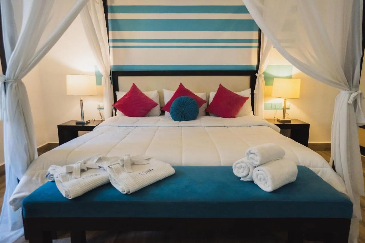 ****  Posada Mariposa Boutique Hotel - 5Th Avenue Playa del Carmen Mexico