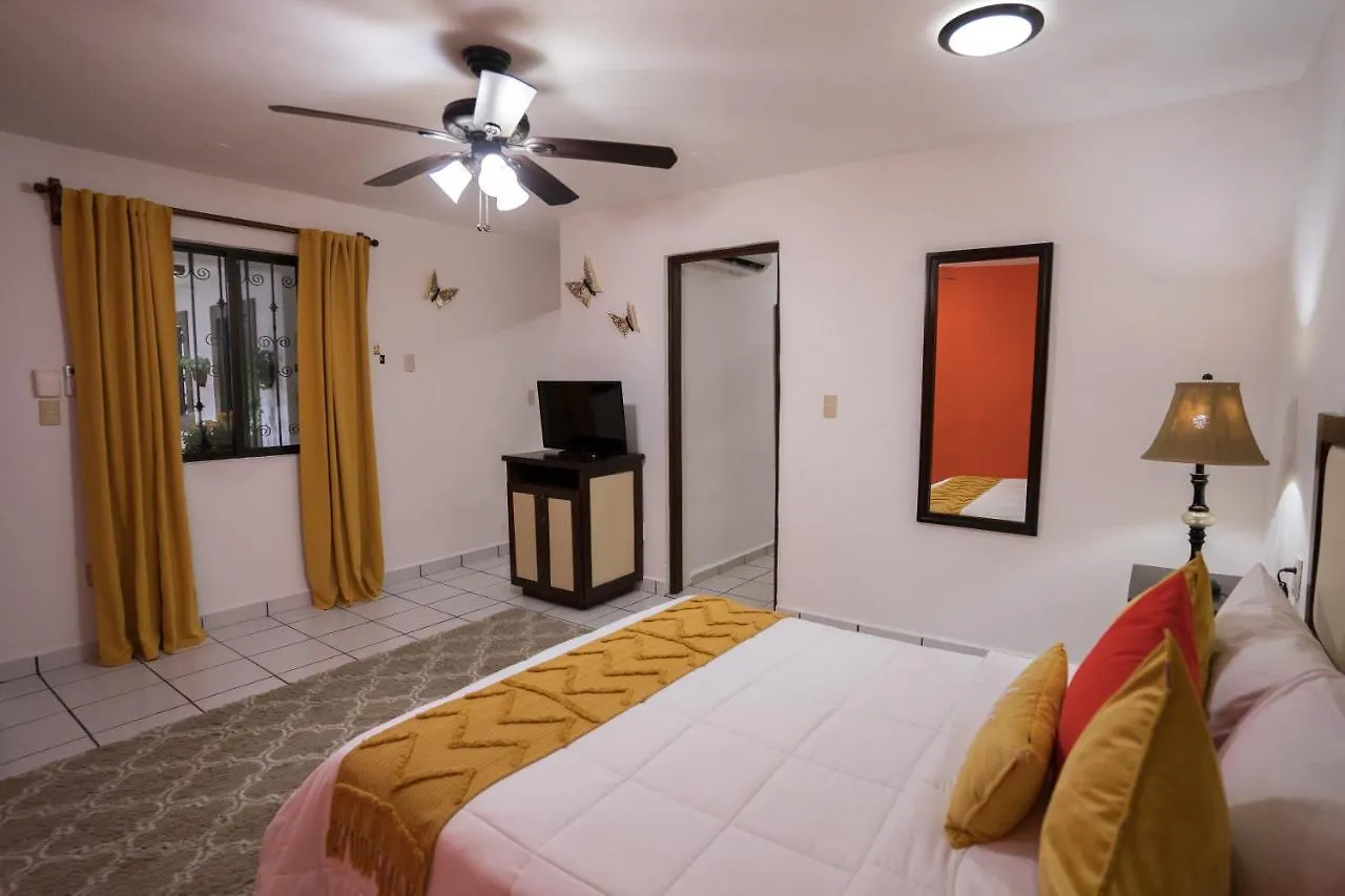 ****  Posada Mariposa Boutique Hotel - 5Th Avenue Playa del Carmen Mexico