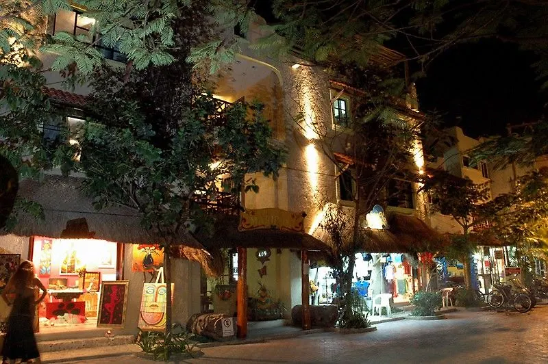 ****  Posada Mariposa Boutique Hotel - 5Th Avenue Playa del Carmen Mexico
